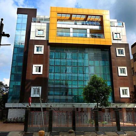 Awesome Palace Hotel Guwahati Exterior photo